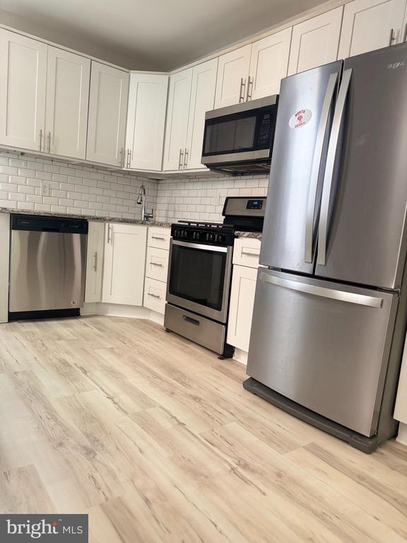 Foto del edificio - 2339 E Fletcher St