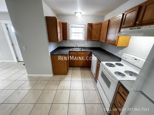 Foto del edificio - 40 Vafiades Ave