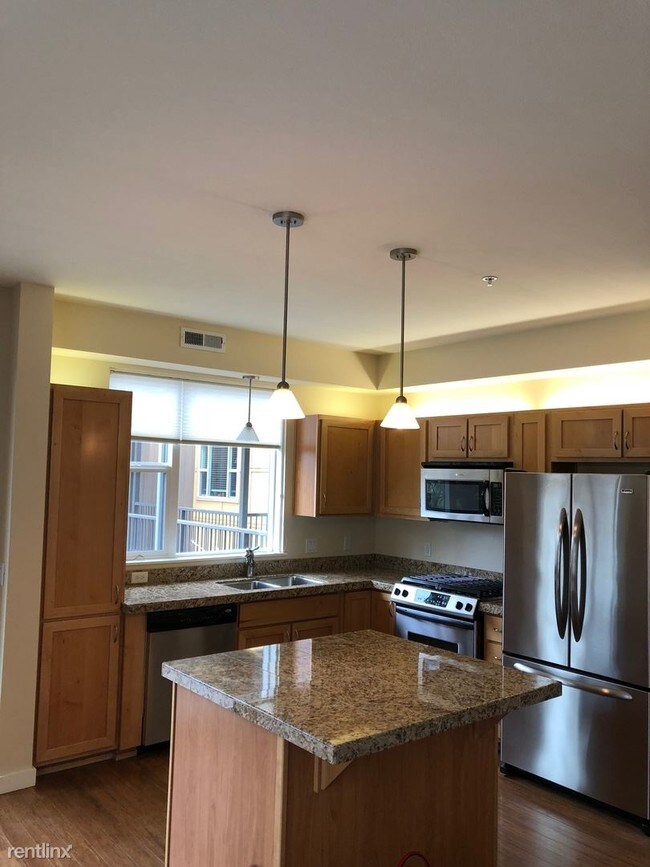 Building Photo - 347 Rustic Pl