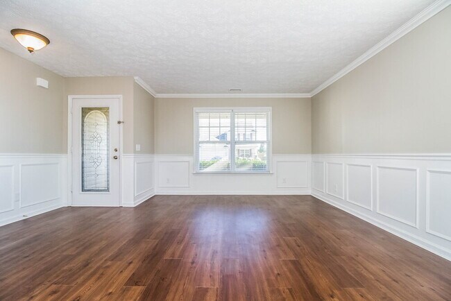 Foto del edificio - 801 Brooksdale Dr