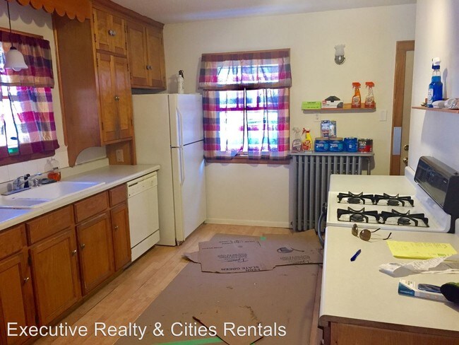 Foto del edificio - 3 br, 2 bath House - 1866 Lexington Ave N