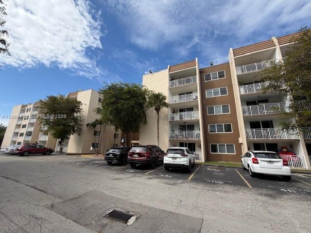 Building Photo - 6940 Miami Gardens Dr