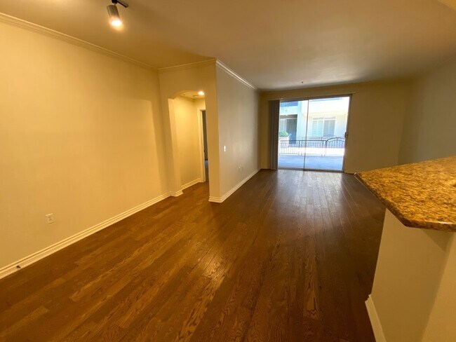 Foto del edificio - 4155 Executive Dr