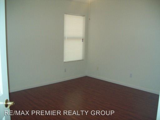 Building Photo - 3408 Conan St