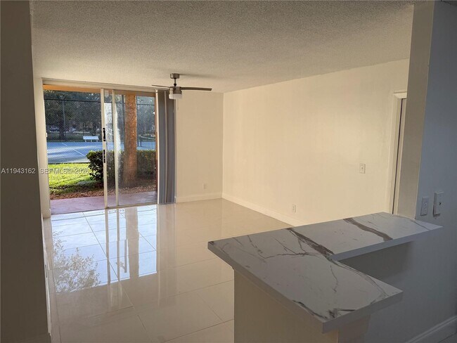 Building Photo - 10773 Cleary Blvd