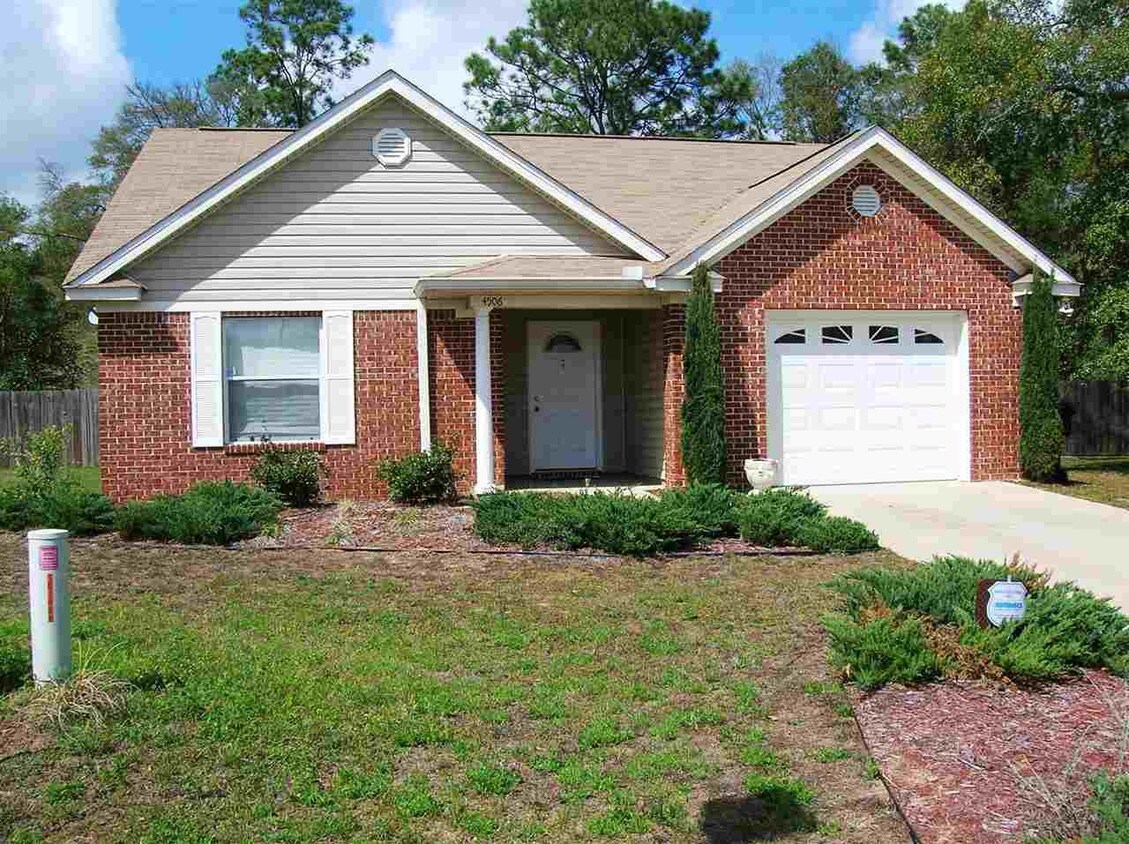 Foto principal - 4506 Deslin Ct