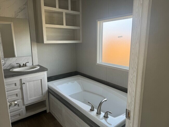 Foto del edificio - 5468 County Rd 309