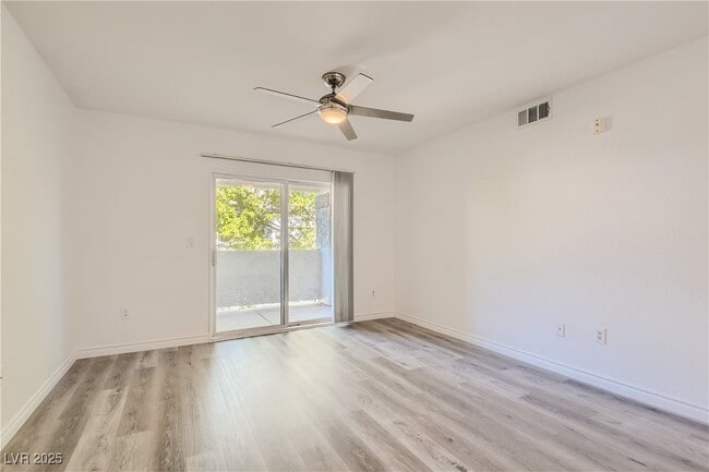Building Photo - 7255 W Sunset Rd