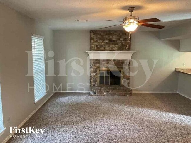 Building Photo - 23323 Whispering Willow Dr