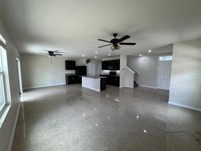 Building Photo - 10829 Trailing Vine Dr
