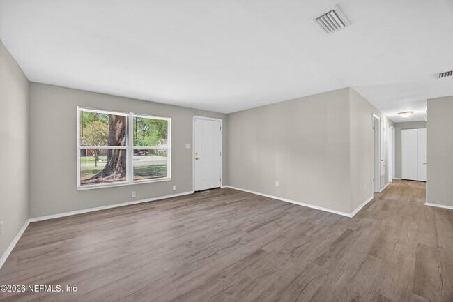 Foto del edificio - 1675 Mary Beth Dr