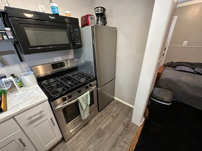 Foto del edificio - 107 N Public Rd