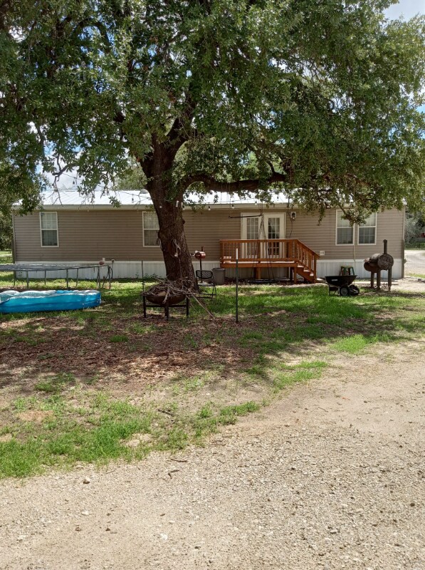 Foto del edificio - 580 Avery Cir
