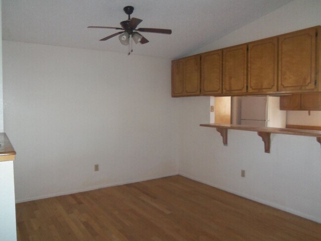 Building Photo - 5736 Morongo Rd