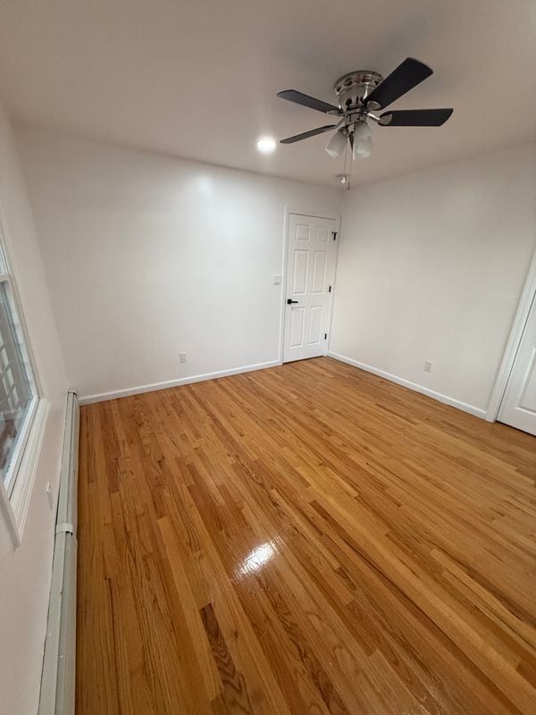 Building Photo - 2054 Grove St