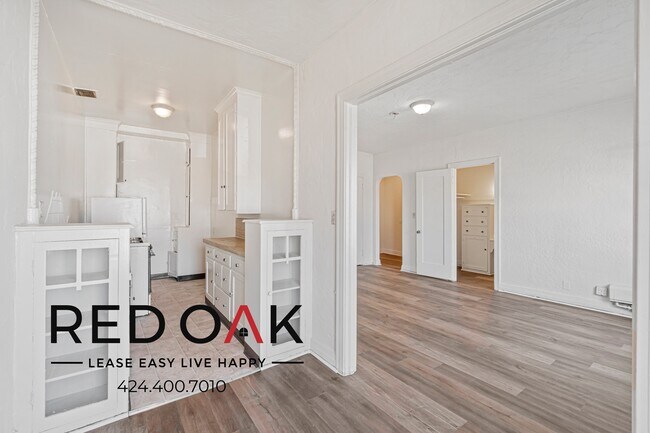 Foto del edificio - ~$100 OFF Each Month~ Stunning Studio with...