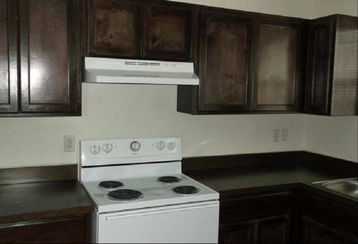 4380 Boca Chica Blvd Unit B4, Brownsville, TX 78521 Room for Rent in