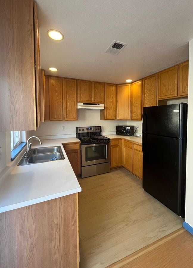 Foto del edificio - 911 Tulip St