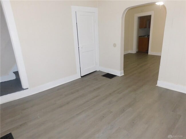 Foto del edificio - 368 Raffensperger Ave