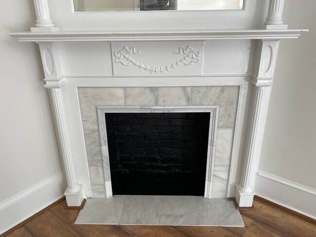 Foto del edificio - 2129 N St NW