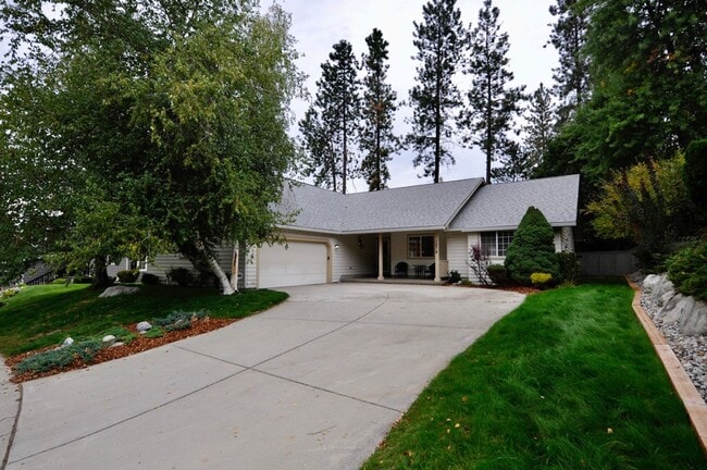 Building Photo - Best Hill Meadows Community- 3 bed 2 bath ...