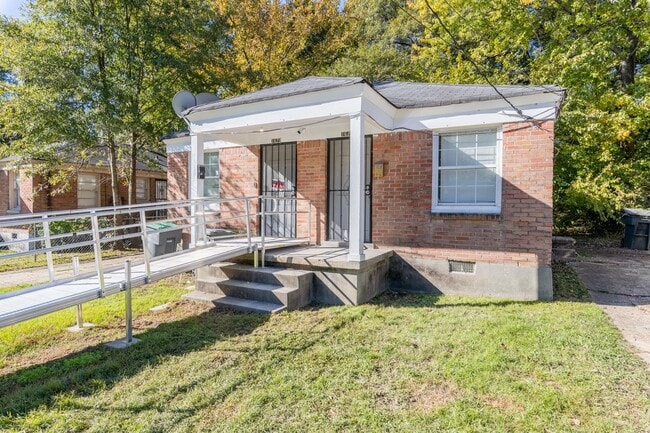 Foto del edificio - 1677 Echles St