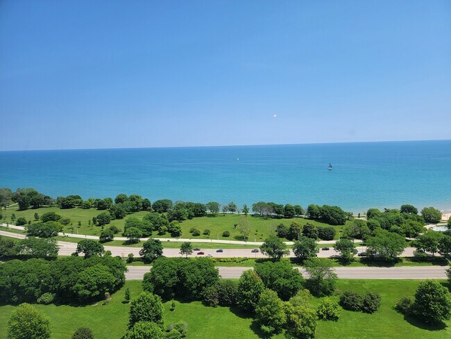 Foto del edificio - 5415 N Sheridan Rd