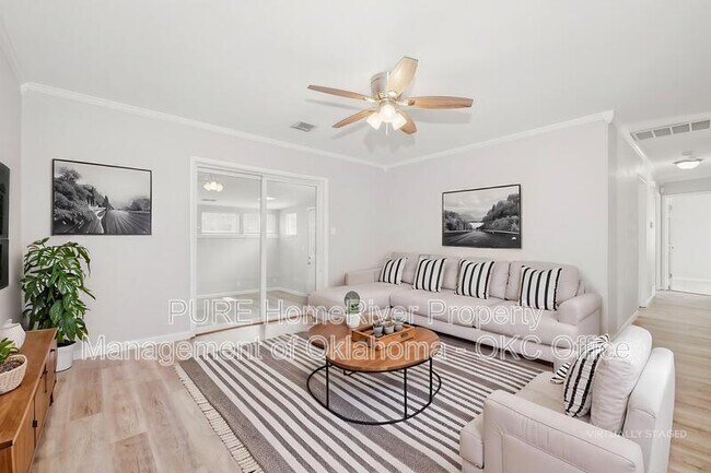 Foto del edificio - 1301 NW 102nd St