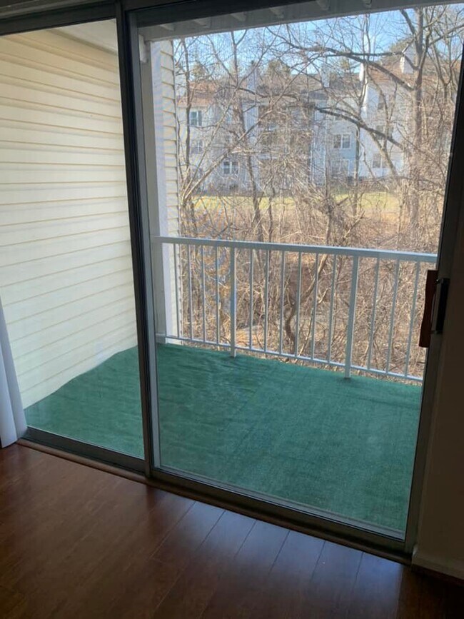 Foto del edificio - 13 Pickering Ct