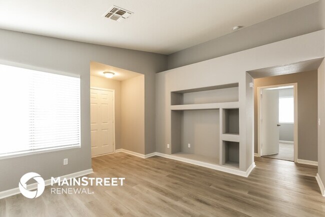 Building Photo - 8619 W College Dr