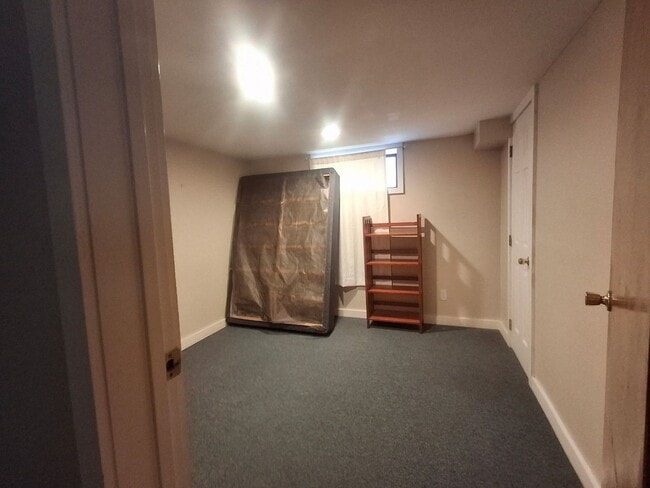 Building Photo - PMBAL-R829