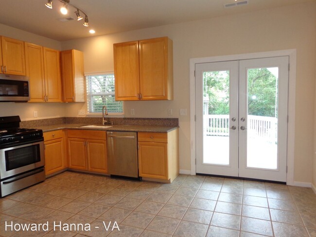 Building Photo - 3 br, 2.5 bath House - 5031 Ocean Way