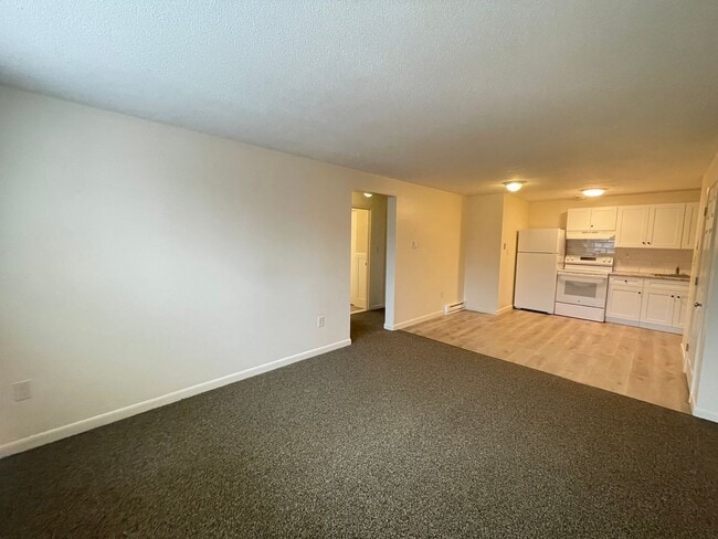 Foto del edificio - 181 Loudon Rd