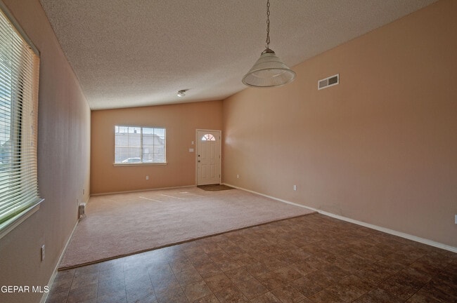 Building Photo - 14281 Lasso Rock Dr