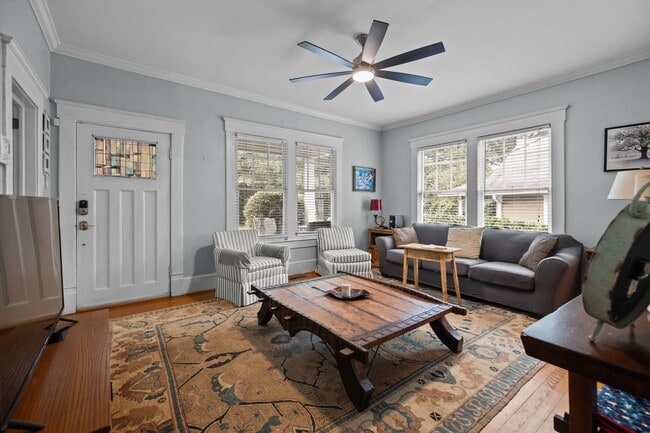 Building Photo - 1415 Hamorton Pl