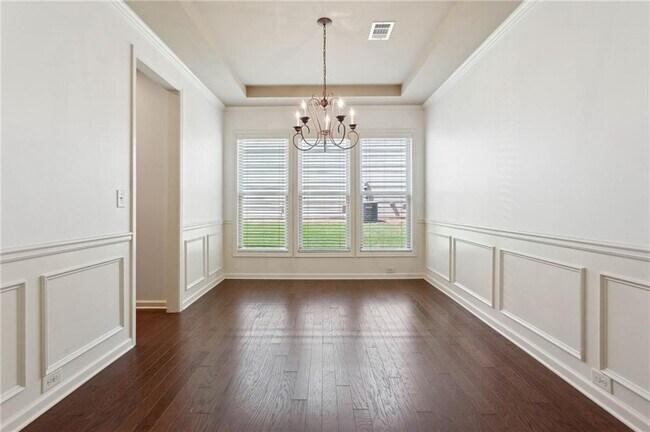 Foto del edificio - 655 Township Cir