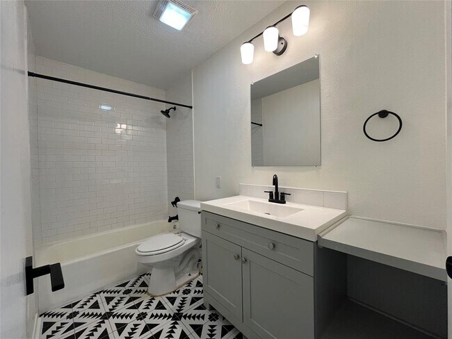 Foto del edificio - 3415 Willowrun Dr