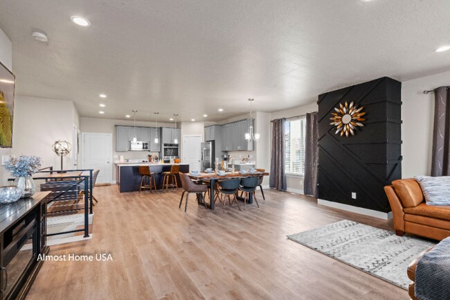 Foto del edificio - 572 Lewski Ln