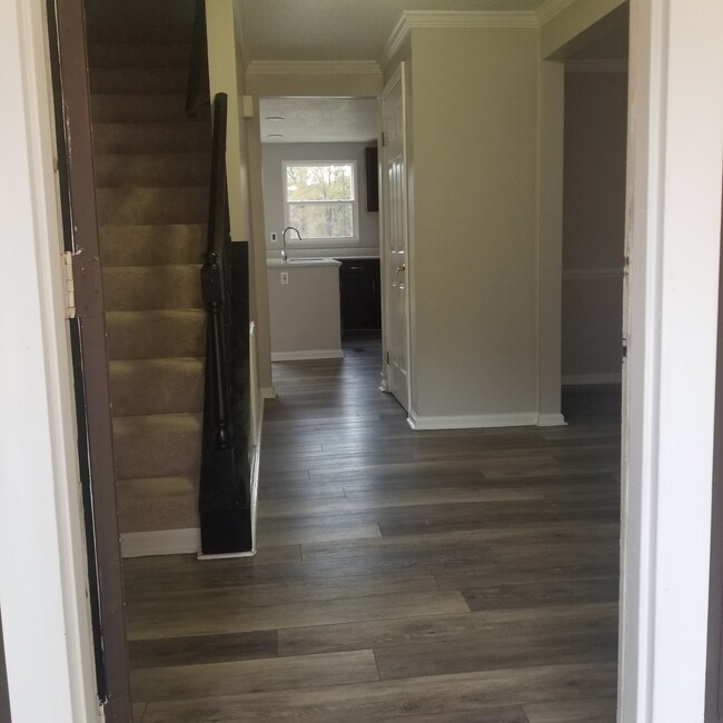 Building Photo - 14602 Helmsman Ct