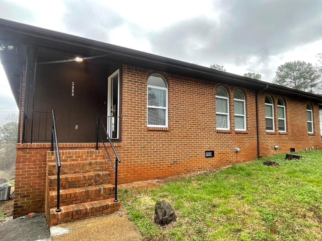 Photo - 3960 Arbor Pl Ln (Chattanooga, TN)