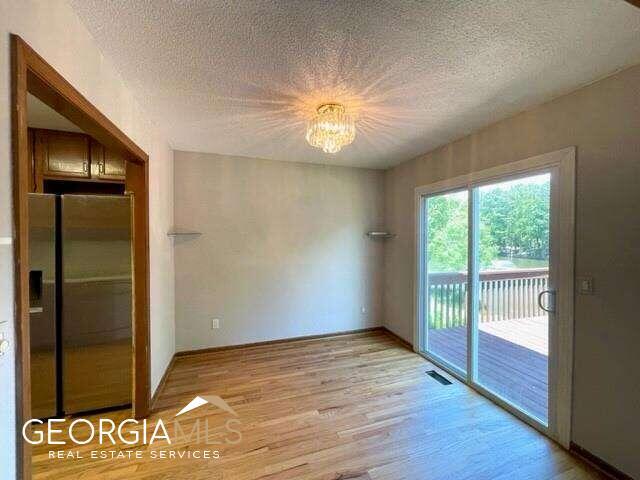Building Photo - 899 Edgewater Cir
