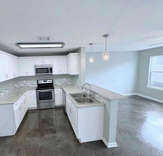 Building Photo - 1610 Dehart Dr