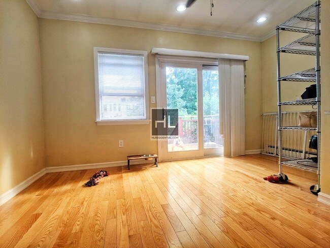 Building Photo - 74 STREET