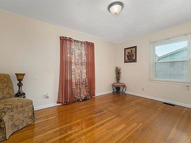 Foto del edificio - 1224 Lakeview Dr