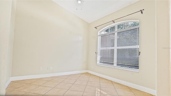 Building Photo - 774 Princeton Dr