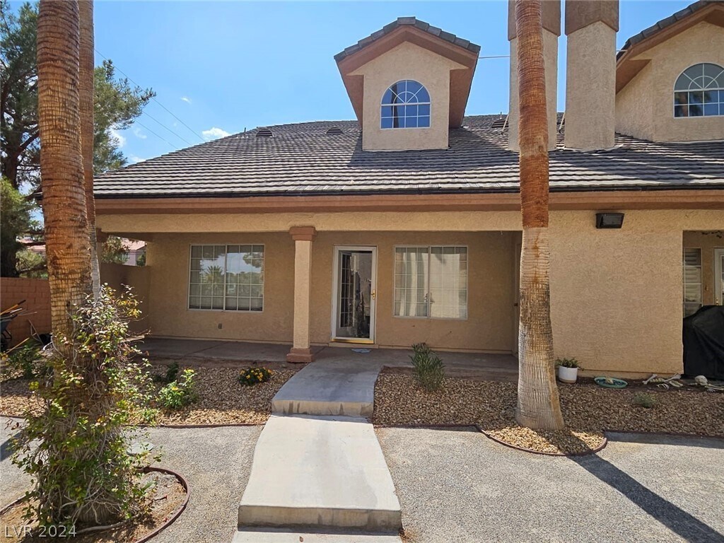 Foto principal - 5070 Tara Ave