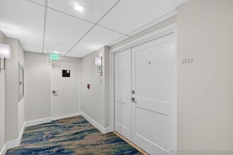 Building Photo - 3400 N Ocean Dr
