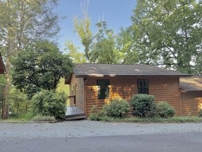 Building Photo - 63 Golf Vista Dr