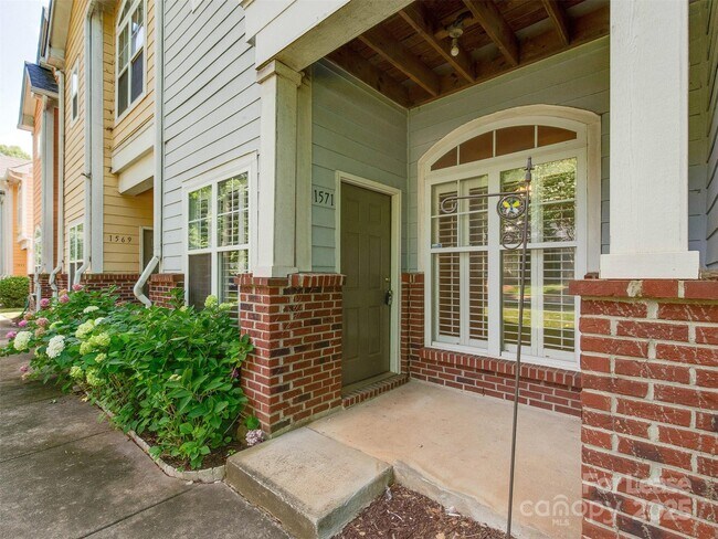 Foto del edificio - 1571 Pecan Ave