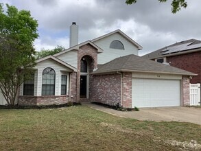 Building Photo - 918 Clover Hill Ln
